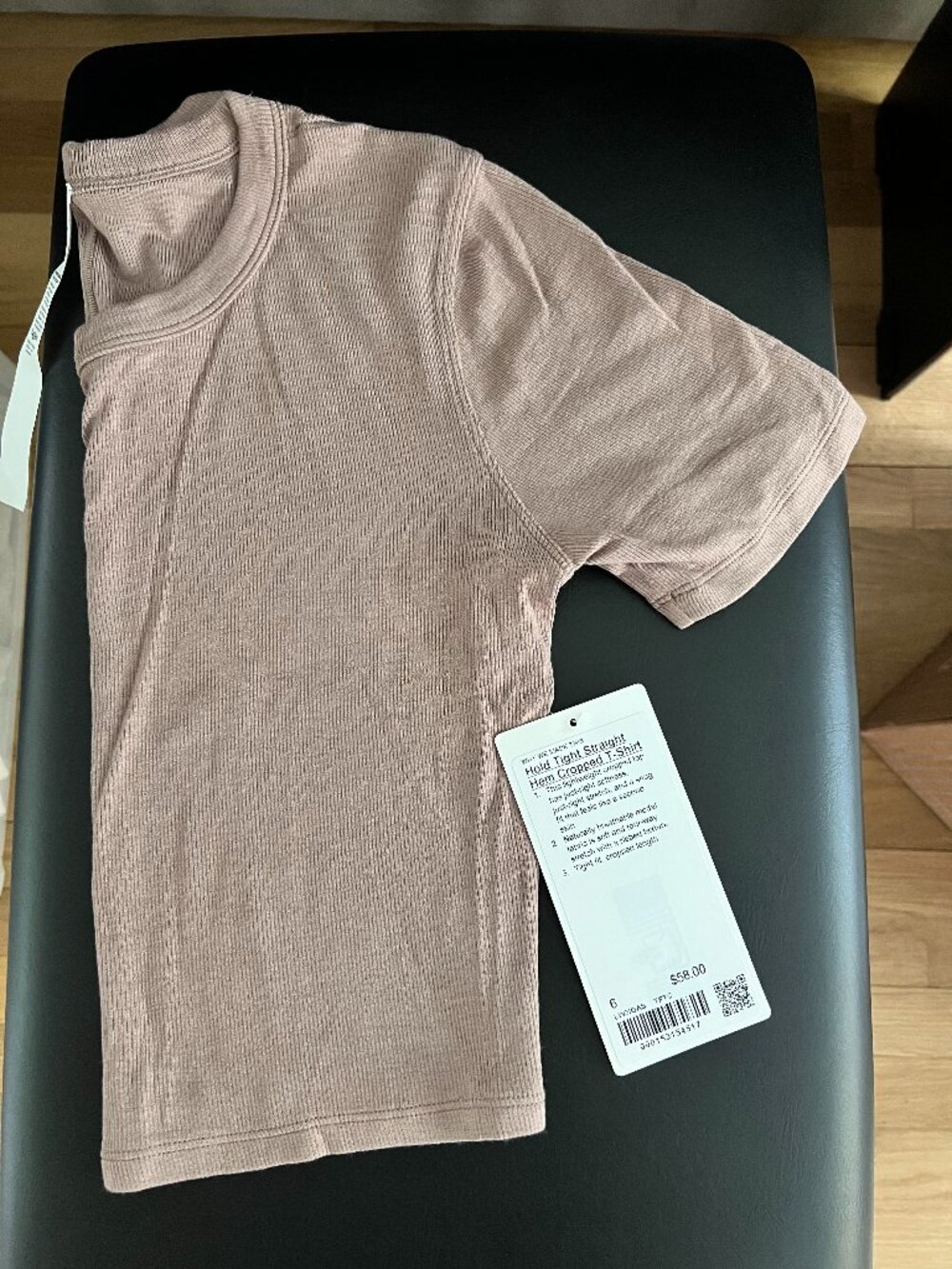 Lululemon Hold Tight Straight-Hem Cropped T-Shirt. Taupetastic. Size 6. NWT